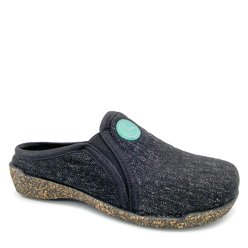 Black slipper in recycled textile 9360