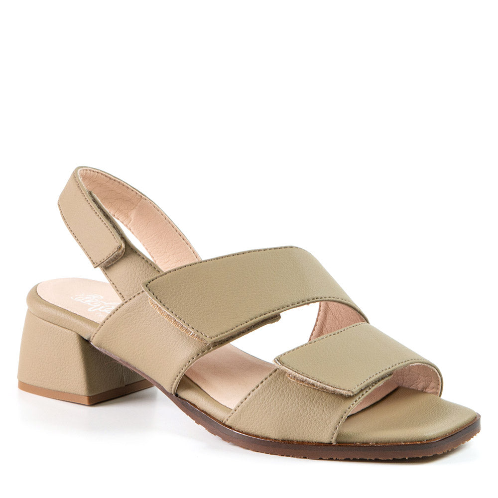 Sandale beige en cuir de cactus 2060