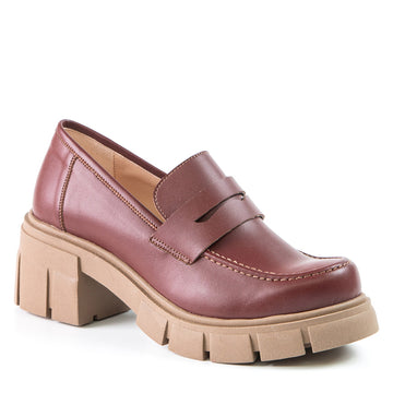 Burgundy loafer in cactus leather 2063