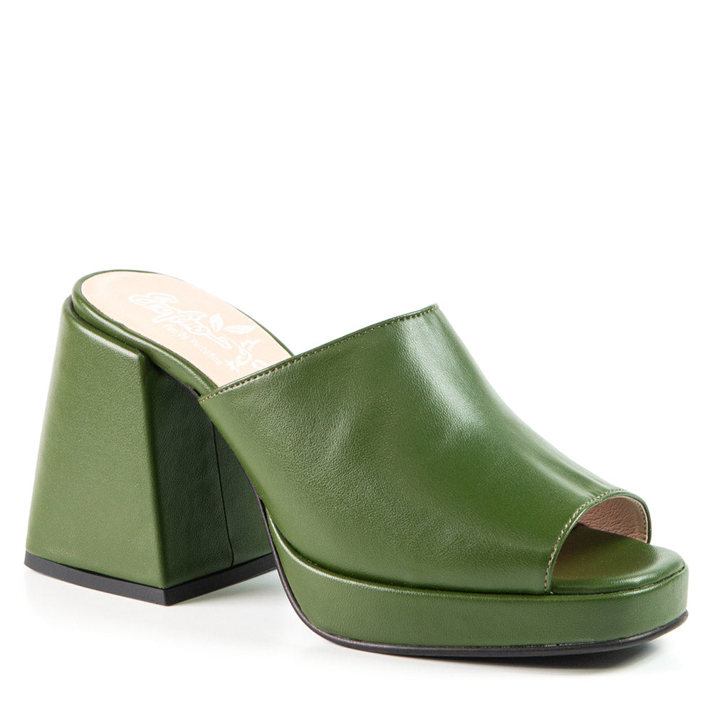 Green heeled slip on in cactus leather 2067